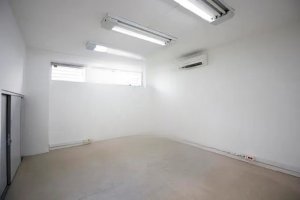 Casa comercial com 500m² no bairro Auxiliadora em Porto Alegre para Alugar