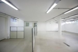 Casa comercial com 500m² no bairro Auxiliadora em Porto Alegre para Alugar