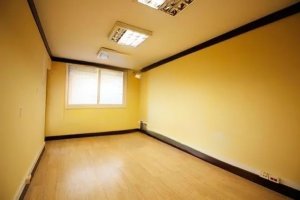 Casa comercial com 500m² no bairro Auxiliadora em Porto Alegre para Alugar