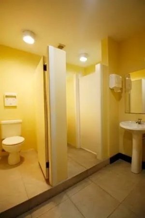 Casa comercial com 500m² no bairro Auxiliadora em Porto Alegre para Alugar