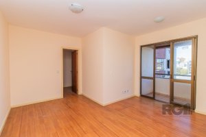 Apartamento com 66m², 2 dormitórios no bairro Menino Deus em Porto Alegre para Comprar