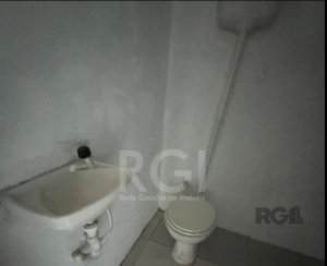 Galpão com 180m² no bairro Sarandi em Porto Alegre para Alugar