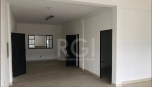 Galpão com 800m² no bairro Sarandi em Porto Alegre para Alugar