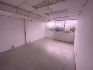 Prédio Comercial com 658m² no bairro Floresta em Porto Alegre para Alugar