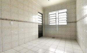 Loja com 320m² no bairro Menino Deus em Porto Alegre para Alugar