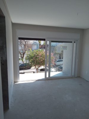 Casa com 150m², 3 dormitórios no bairro São Geraldo em Porto Alegre para Alugar