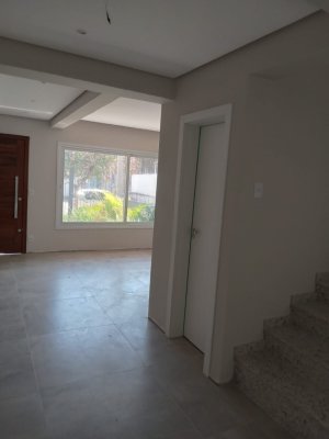 Casa com 150m², 3 dormitórios no bairro São Geraldo em Porto Alegre para Alugar