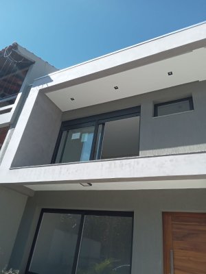 Casa com 150m², 3 dormitórios no bairro São Geraldo em Porto Alegre para Alugar