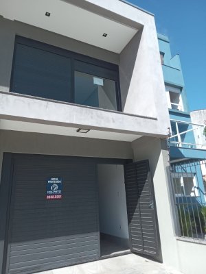 Casa com 150m², 3 dormitórios no bairro São Geraldo em Porto Alegre para Alugar