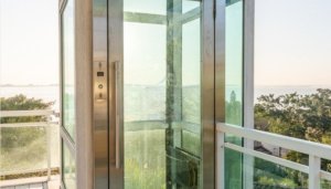 Casa em Condomínio com 367m², 3 dormitórios no bairro Vila Assunção em Porto Alegre para Alugar