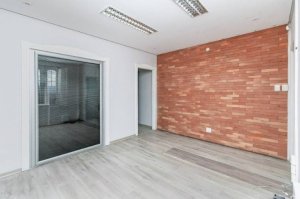 Casa comercial com 200m² no bairro Auxiliadora em Porto Alegre para Alugar