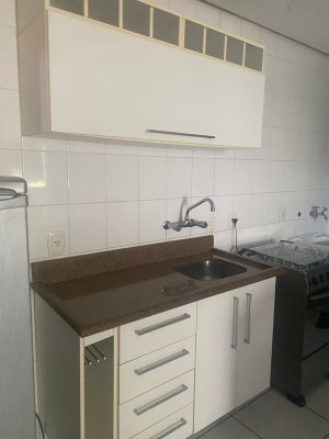Apartamento com 40m², 1 dormitório no bairro Três Figueiras em Porto Alegre para Alugar