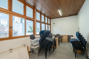 Prédio Comercial com 220m² no bairro Petrópolis em Porto Alegre para Alugar