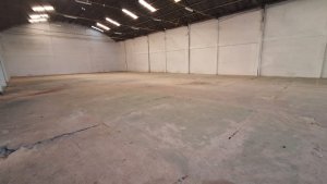 Galpão com 1.100m² no bairro São João em Porto Alegre para Alugar