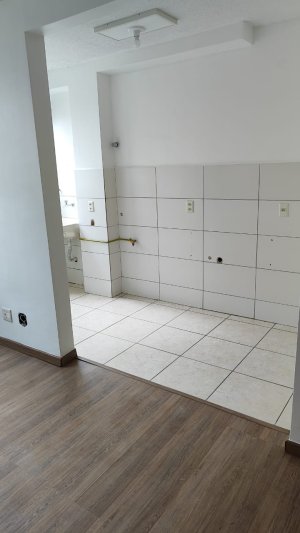 Apartamento com 45m², 2 dormitórios no bairro Jardim Leopoldina em Porto Alegre para Alugar