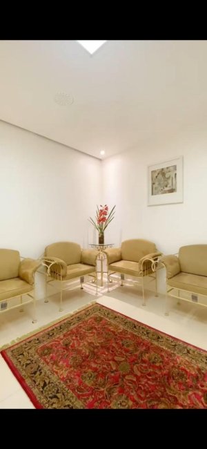 Salas/Conjuntos com 55m² no bairro Moinhos de Vento em Porto Alegre para Alugar