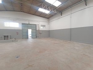 Depósito/Pavilhão com 372m² no bairro Floresta em Porto Alegre para Alugar