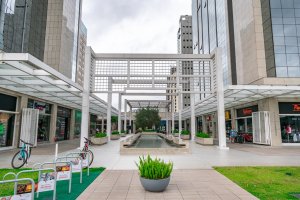 Loja com 60m² no bairro Praia de Belas em Porto Alegre para Alugar