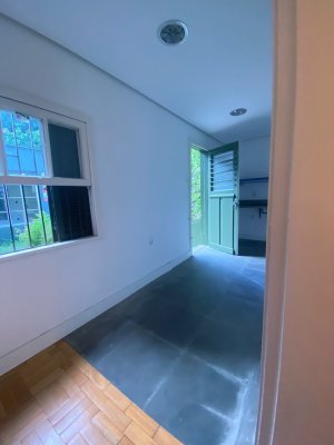 Casa comercial com 250m² no bairro Menino Deus em Porto Alegre para Alugar