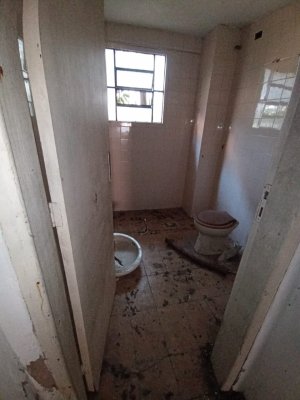 Casa comercial com 460m² no bairro Floresta em Porto Alegre para Alugar