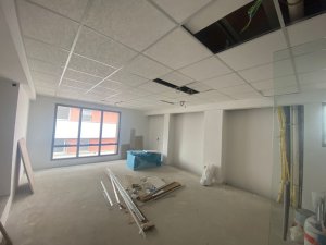 Prédio Comercial com 800m² no bairro Petrópolis em Porto Alegre para Alugar