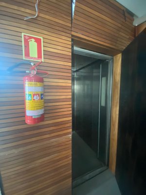 Prédio Comercial com 800m² no bairro Petrópolis em Porto Alegre para Alugar