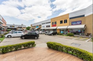 Loja com 126m² no bairro Tristeza em Porto Alegre para Alugar