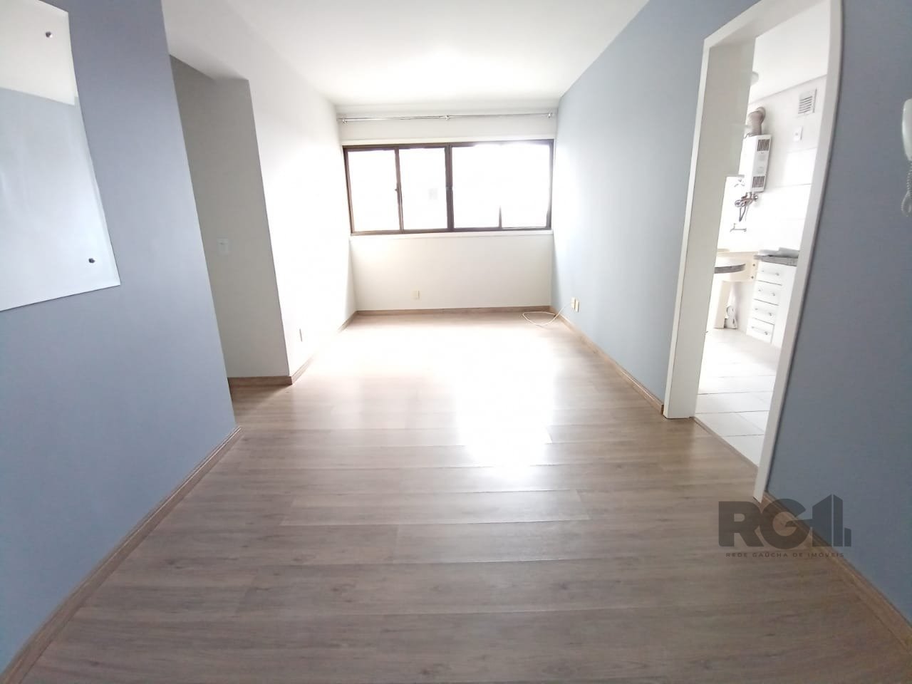 Apartamento com 77m², 2 dormitórios, 1 vaga no bairro Santana em Porto Alegre para Comprar