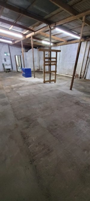 Loja com 185m² no bairro Auxiliadora em Porto Alegre para Alugar