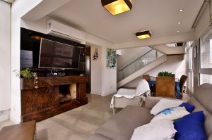 Apartamento com 150m², 2 dormitórios no bairro Petrópolis em Porto Alegre para Alugar