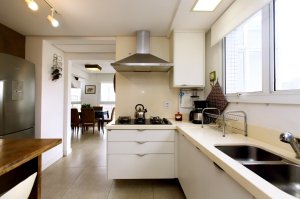 Apartamento com 150m², 2 dormitórios no bairro Petrópolis em Porto Alegre para Alugar