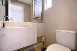 Apartamento com 150m², 2 dormitórios no bairro Petrópolis em Porto Alegre para Alugar