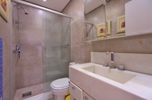 Apartamento com 150m², 2 dormitórios no bairro Petrópolis em Porto Alegre para Alugar