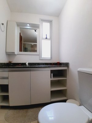 Apartamento com 58m², 2 dormitórios no bairro Jardim Carvalho em Porto Alegre para Alugar