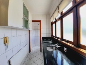 Apartamento com 75m², 2 dormitórios no bairro Petrópolis em Porto Alegre para Alugar