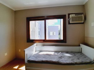 Apartamento com 75m², 2 dormitórios no bairro Petrópolis em Porto Alegre para Alugar