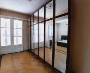 Casa com 230m², 4 dormitórios no bairro Floresta em Porto Alegre para Alugar