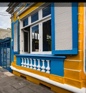 Casa comercial com 100m² no bairro Cidade Baixa em Porto Alegre para Alugar