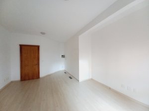 Salas/Conjuntos com 36m² no bairro Independência em Porto Alegre para Alugar