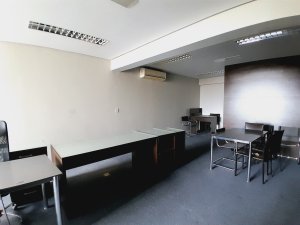 Salas/Conjuntos com 47m² no bairro Centro Histórico em Porto Alegre para Alugar