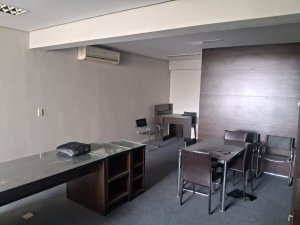 Salas/Conjuntos com 47m² no bairro Centro Histórico em Porto Alegre para Alugar