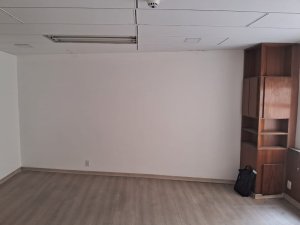 Salas/Conjuntos com 42m² no bairro Centro Histórico em Porto Alegre para Alugar