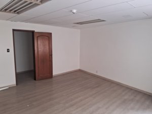 Salas/Conjuntos com 42m² no bairro Centro Histórico em Porto Alegre para Alugar