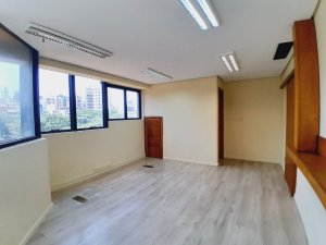 Salas/Conjuntos com 93m² no bairro Petrópolis em Porto Alegre para Alugar