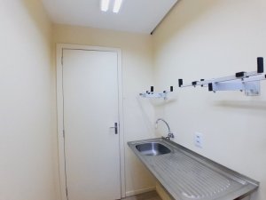 Salas/Conjuntos com 93m² no bairro Petrópolis em Porto Alegre para Alugar