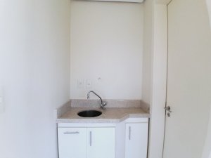 Salas/Conjuntos com 57m² no bairro Centro Histórico em Porto Alegre para Alugar