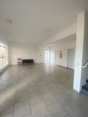 Galpão com 750m² no bairro Sarandi em Porto Alegre para Alugar