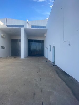 Galpão com 750m² no bairro Sarandi em Porto Alegre para Alugar
