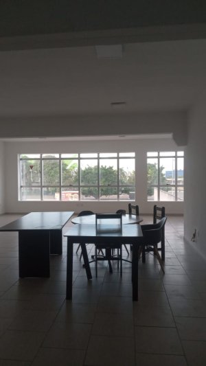 Galpão com 750m² no bairro Sarandi em Porto Alegre para Alugar