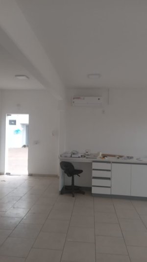 Galpão com 750m² no bairro Sarandi em Porto Alegre para Alugar